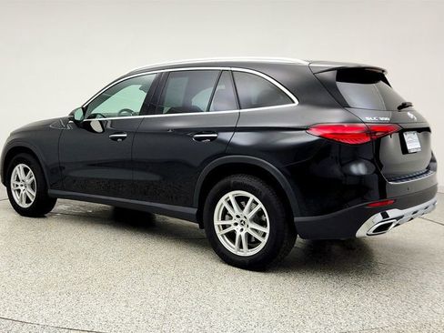 Used 2025 Mercedes-Benz GLC 300 4MATIC image 7