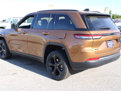 New 2026 Jeep Grand Cherokee Limited AWD/4WD image 6