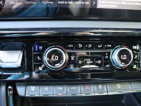 New 2025 GMC Sierra 3500 AT4 w/ AT4 Premium Plus Package image 29