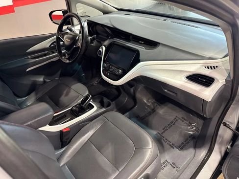 Used 2020 Chevrolet Bolt Premier w/ Infotainment Package FWD image 81