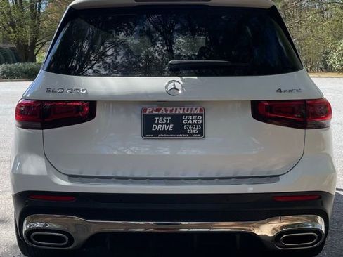 Used 2021 Mercedes-Benz GLB 250 4MATIC w/ AMG Line image 8