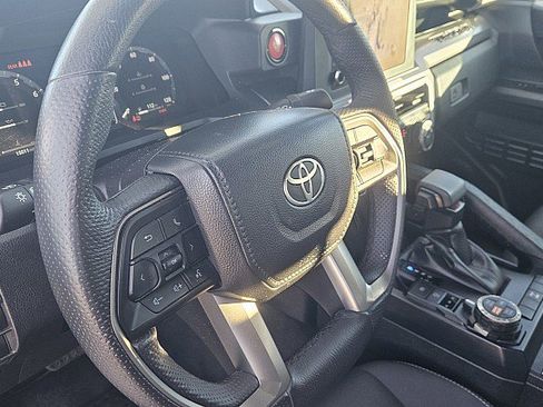 Used 2024 Toyota Tacoma TRD Off-Road image 20