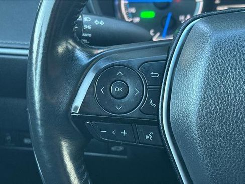 Certified 2022 Toyota Venza XLE image 25