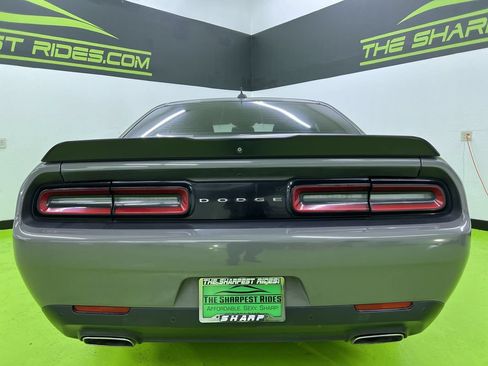Used 2018 Dodge Challenger GT AWD/4WD image 8
