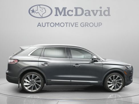 Used 2020 Lincoln Nautilus Reserve w/ Equipment Group 202A AWD/4WD image 9