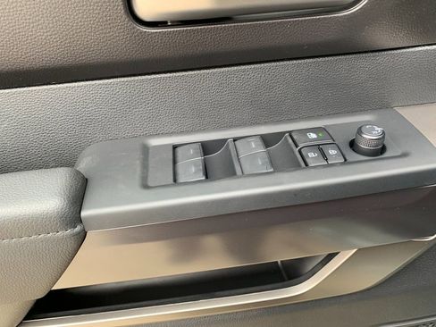 New 2026 Toyota Tundra SR5 image 12