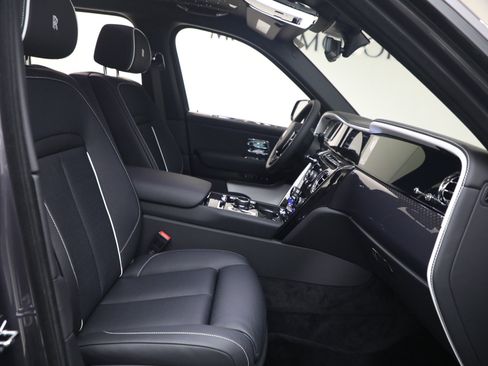 New 2027 Rolls-Royce Cullinan Black Badge AWD/4WD image 20