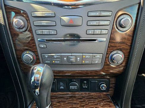 Used 2019 Nissan Armada Platinum w/ Captain's Chairs Package image 35