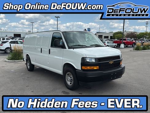 Used 2025 Chevrolet Express 2500 Extended w/ Driver Convenience Package RWD image 1