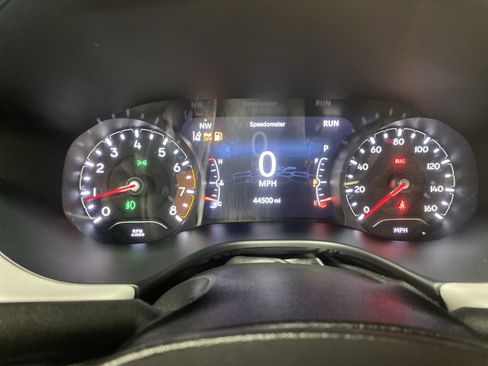 Used 2024 Jeep Compass Limited image 19