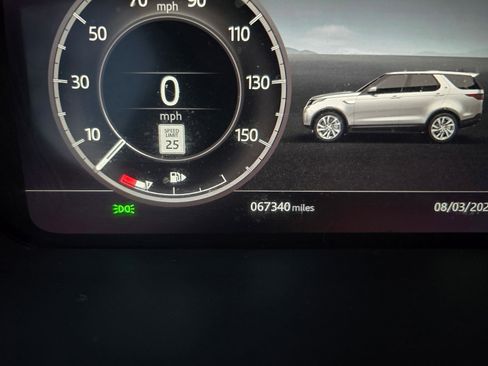 Used 2018 Land Rover Discovery HSE AWD/4WD image 22