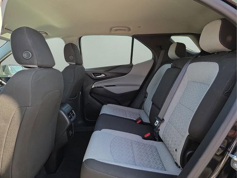 Used 2024 Chevrolet Equinox LT image 10