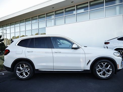 Used 2023 BMW X3 sDrive30i image 4