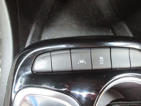 Used 2023 Buick Encore GX Select w/ Safety Package II FWD image 22