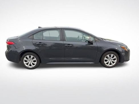 Used 2024 Toyota Corolla LE FWD image 8