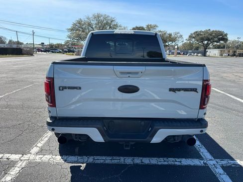 Used 2017 Ford F150 Raptor w/ Equipment Group 802A Luxury image 7