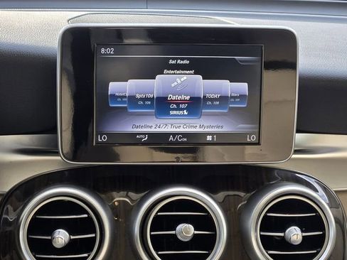 Used 2018 Mercedes-Benz GLC 300 4MATIC image 19