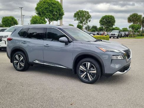 Certified 2023 Nissan Rogue Platinum w/ Platinum Premium Package AWD/4WD image 2