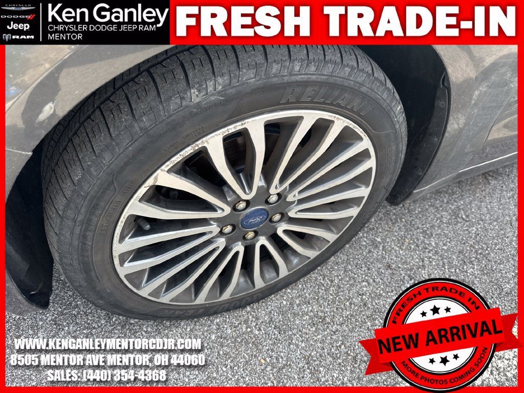Used 2017 Ford Fusion SE AWD/4WD image 5
