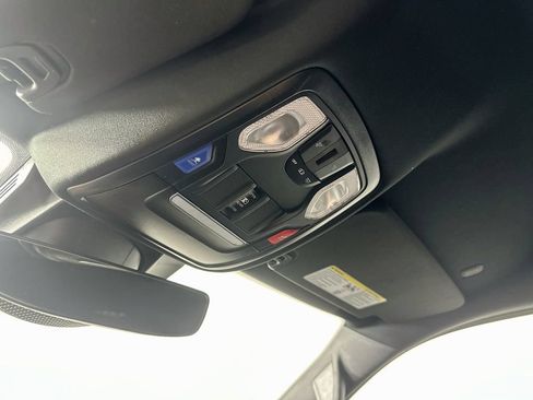 Used 2024 RAM 1500 Big Horn AWD/4WD image 36