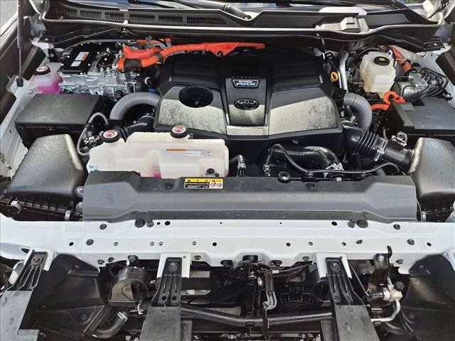 Used 2025 Toyota Sequoia TRD Pro AWD/4WD image 25