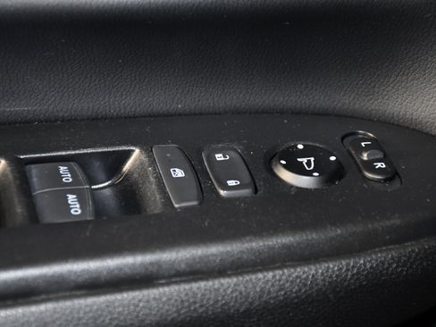 Used 2021 Honda CR-V EX-L image 33