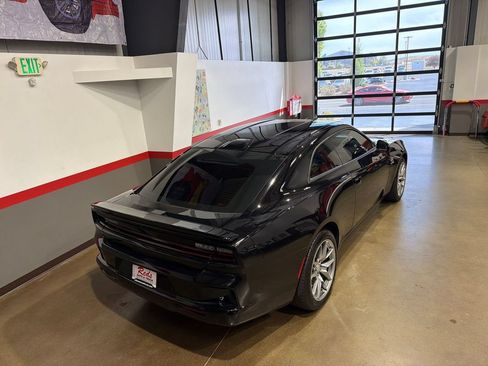 Used 2025 Dodge Charger Daytona Scat Pack w/ Track Pack AWD/4WD image 36