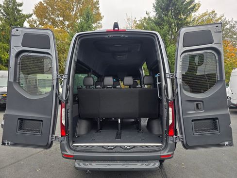 New 2025 Mercedes-Benz Sprinter 2500 image 15