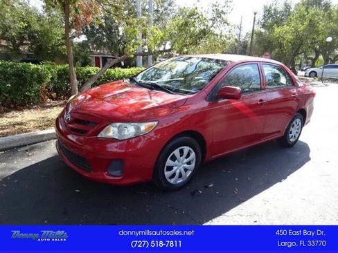 Used 2013 Toyota Corolla L FWD image 1