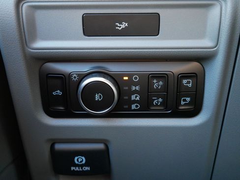 Used 2026 Ford F150 XLT w/ Equipment Group 302A MID AWD/4WD image 27