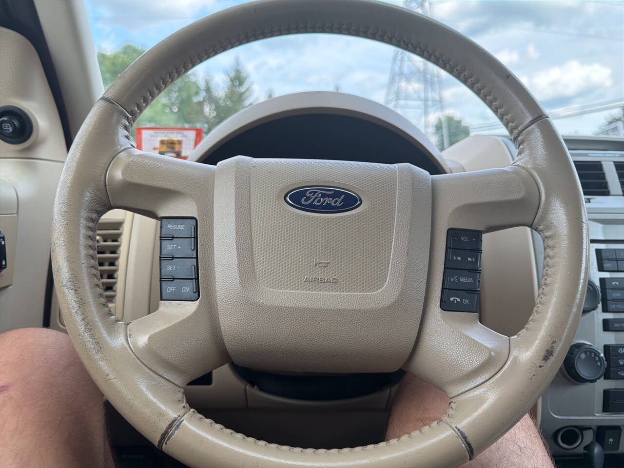 Used 2009 Ford Escape XLT FWD image 21