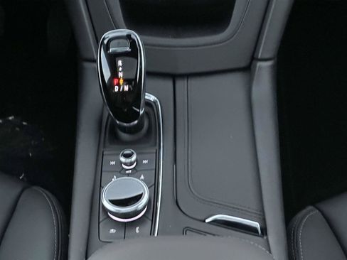 New 2025 Cadillac XT5 Premium Luxury w/ LPO, Floor Liner Package image 5