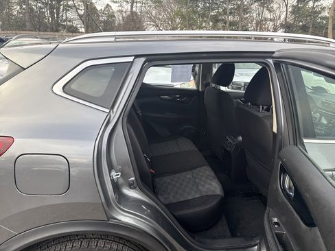 Used 2017 Nissan Rogue Sport SV w/ SV All-Weather Package image 6