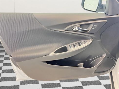 Certified 2024 Chevrolet Malibu LT image 22