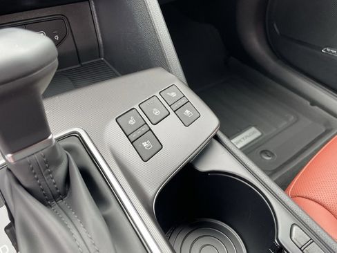 New 2026 Kia Sportage SX image 18