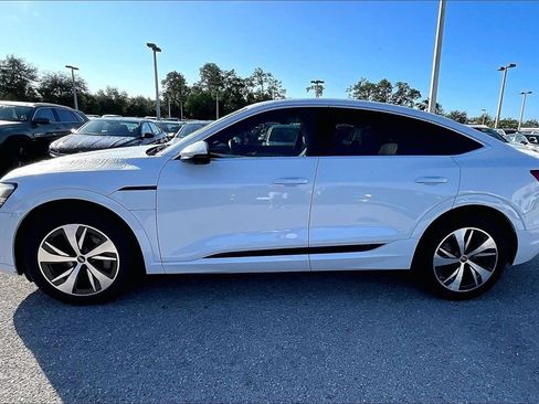 Certified 2024 Audi Q8 e-tron Premium Plus image 8