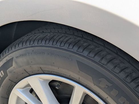 Used 2025 Toyota Camry LE image 30