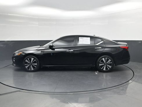 Used 2022 Nissan Altima 2.5 SV FWD image 11