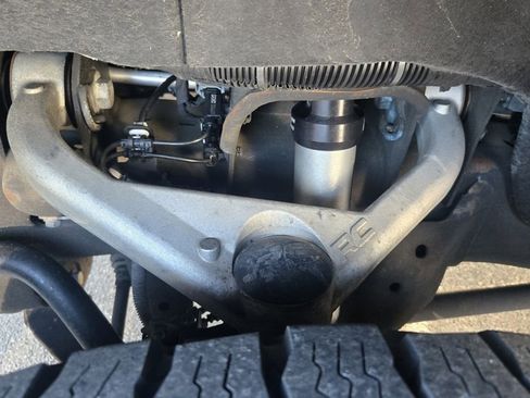 Used 2024 GMC Sierra 2500 AT4 w/ AT4 Premium Plus Package image 24