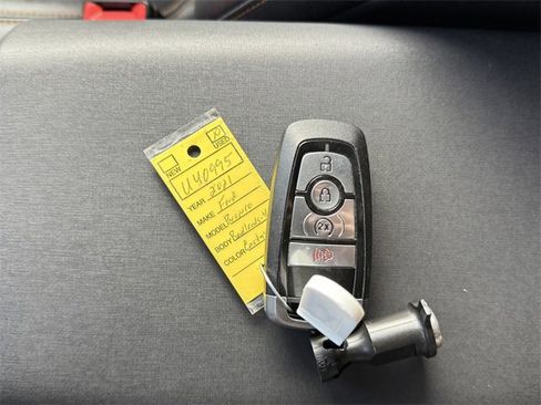 Used 2021 Ford Bronco Badlands image 14