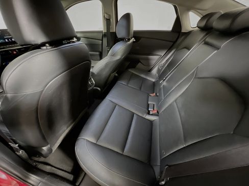 Used 2021 Kia Forte EX image 29