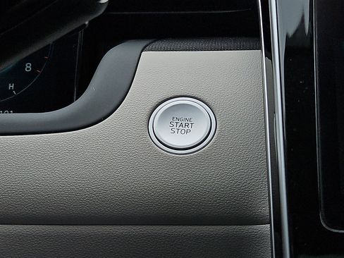 Certified 2023 Hyundai Tucson Limited AWD/4WD image 25