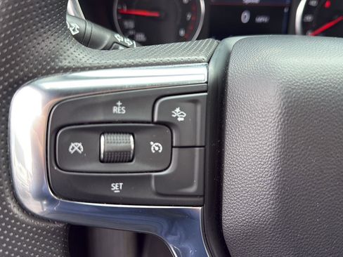 Used 2025 Chevrolet Blazer LT image 11