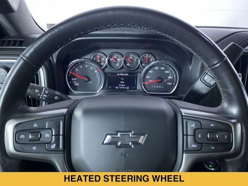 Used 2021 Chevrolet Silverado 1500 LT Trail Boss w/ Convenience Package II AWD/4WD image 3