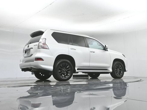 Used 2021 Lexus GX 460 Premium w/ Premium Package AWD/4WD image 54