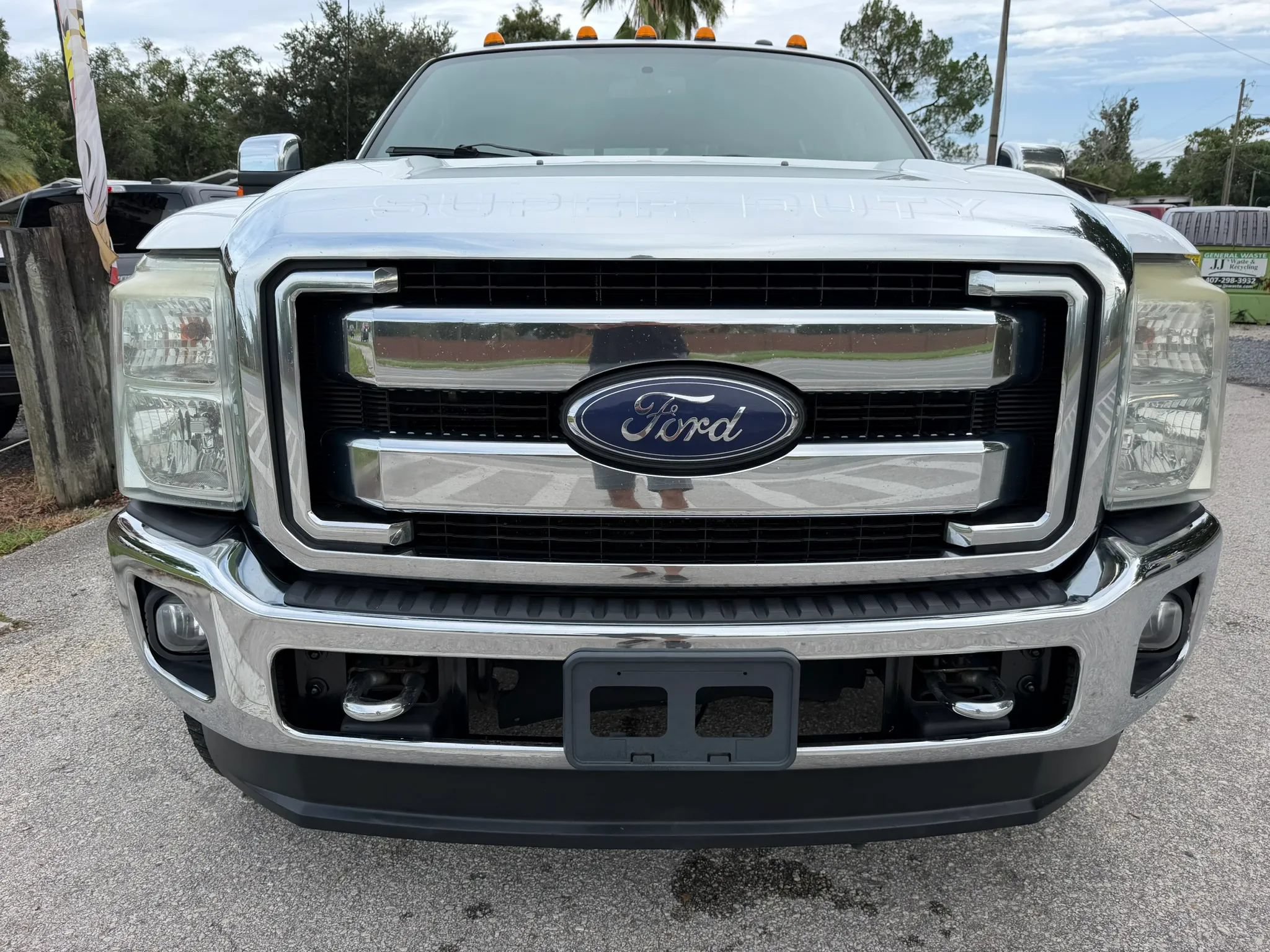 Used 2015 Ford F250 Lariat w/ Chrome Package AWD/4WD image 2