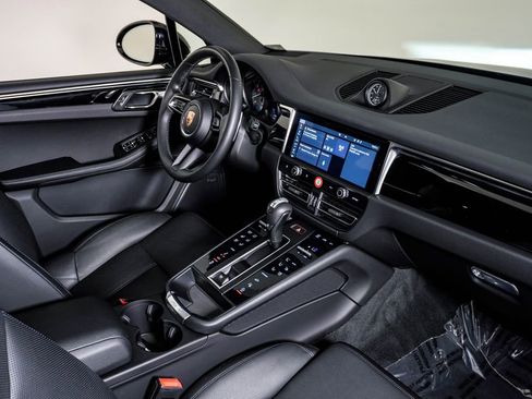 Certified 2024 Porsche Macan S AWD/4WD image 14