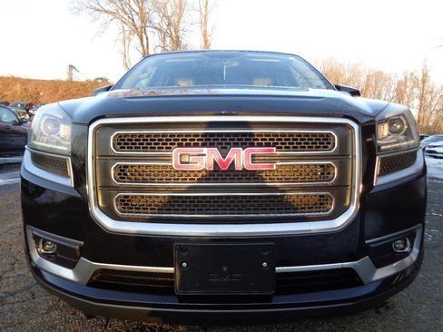 Used 2016 GMC Acadia SLT image 2