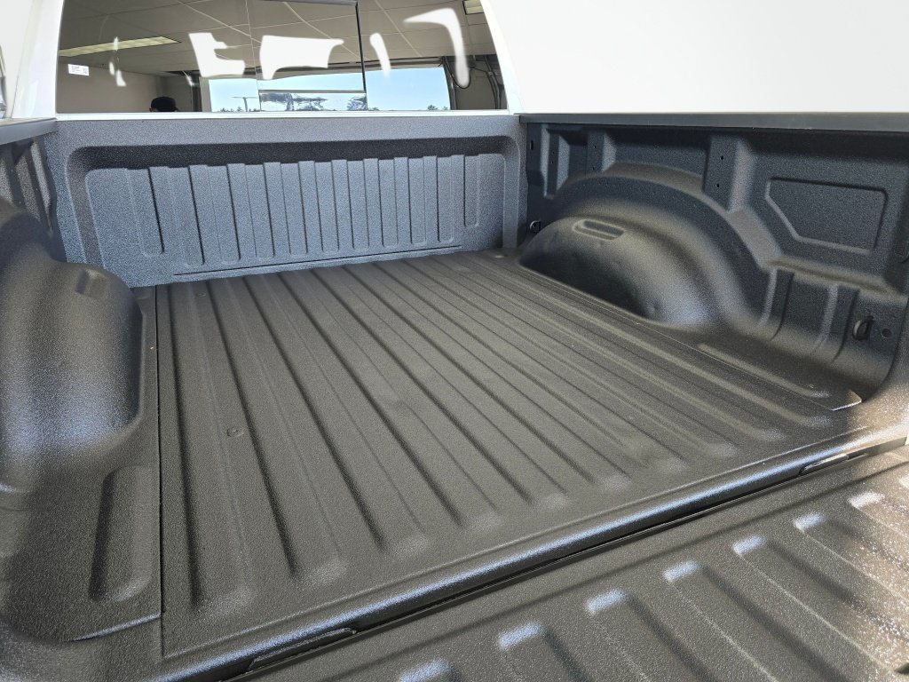 Used 2025 RAM 1500 Big Horn AWD/4WD image 17