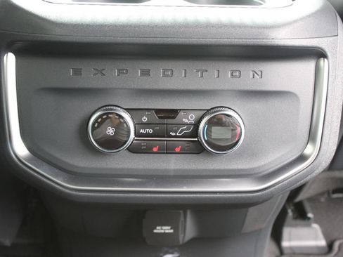 New 2027 Ford Expedition Max Platinum w/ Stealth Performance Package AWD/4WD image 15